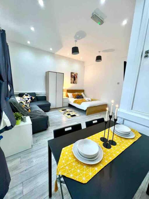 Apartament Comfortable Flat In Central Londyn Zewnętrze zdjęcie